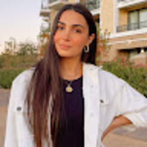 Meet your Posher, Leana